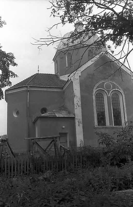 1993 р. Вівтар і нава. Вигляд з півночі