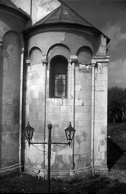 1993 р. Північна апсида. Вигляд зі сходу