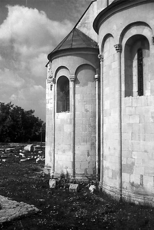 1993 р. Південна апсида. Вигляд з…