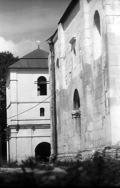 1993 р. Дзвіниця і південний фасад…