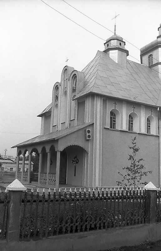 1993 р. Бабинець. Вигляд з південного…