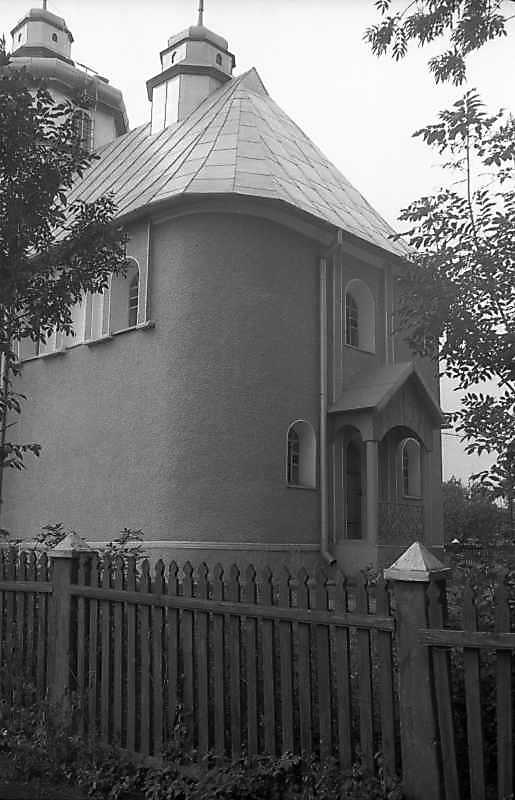 1993 р. Вівтар. Вигляд з південного…