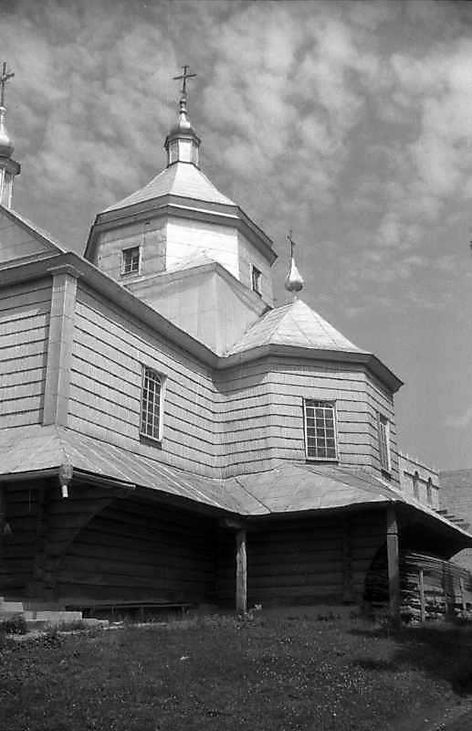 Бічний фасад