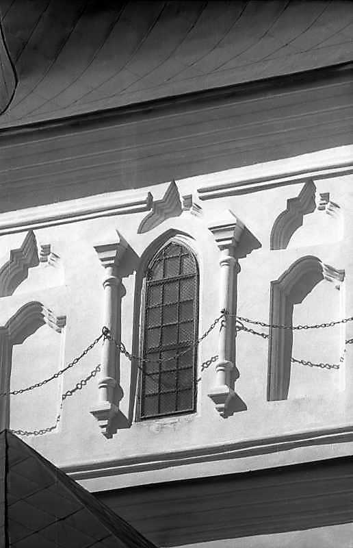 Східна стіна барабану купола