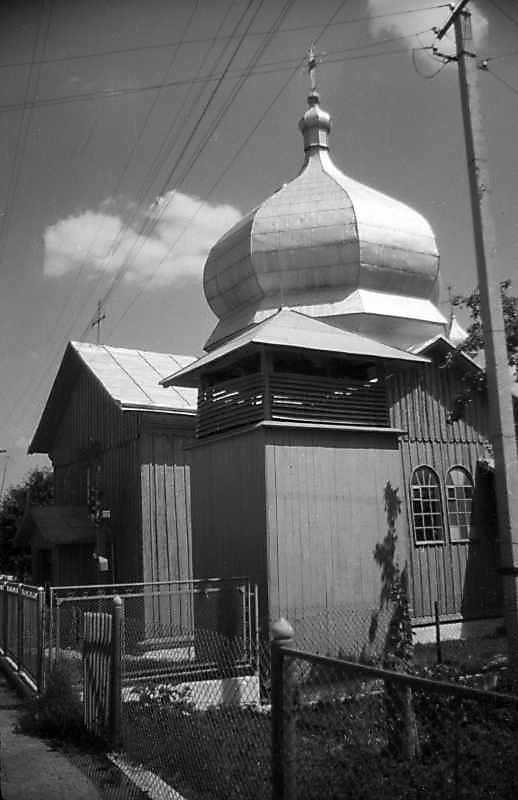 1994 р. Церква та дзвіниця. Вигляд з…