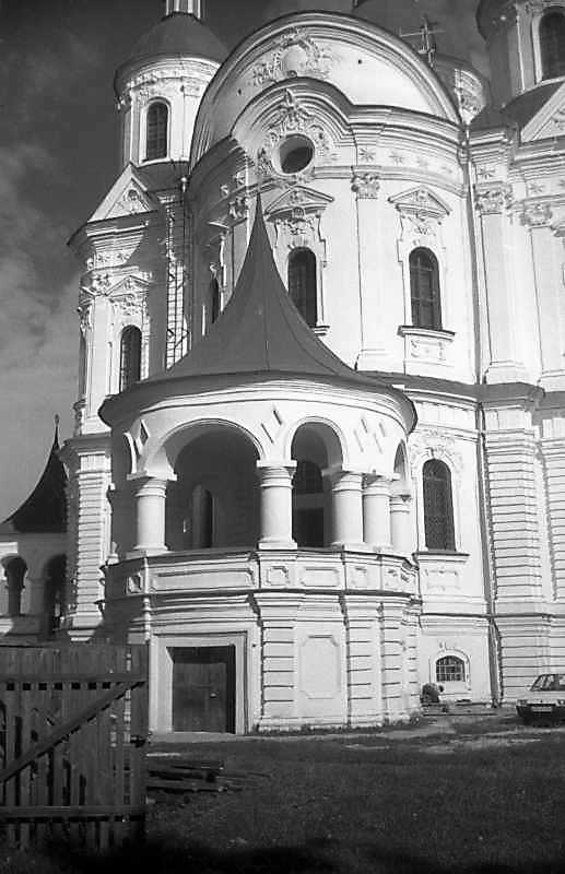 Південно-східна конха та ґанок