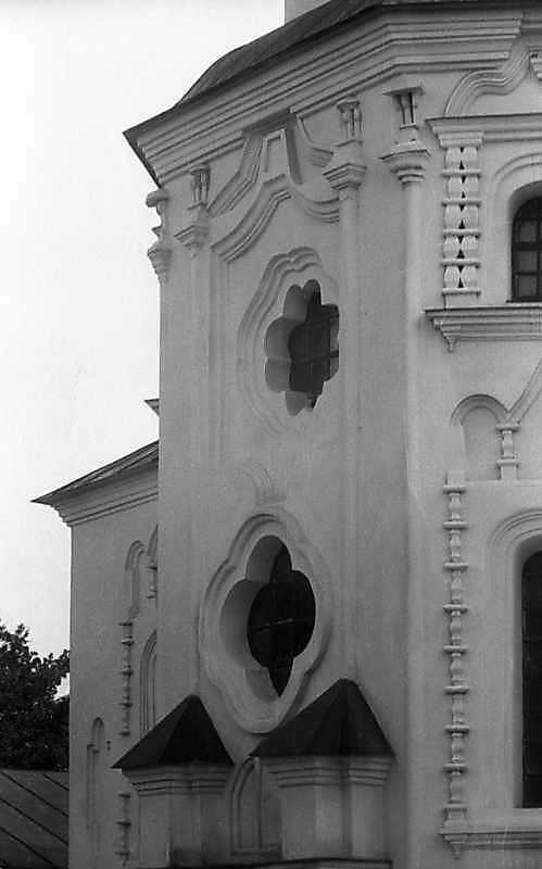 Фігурні вікна