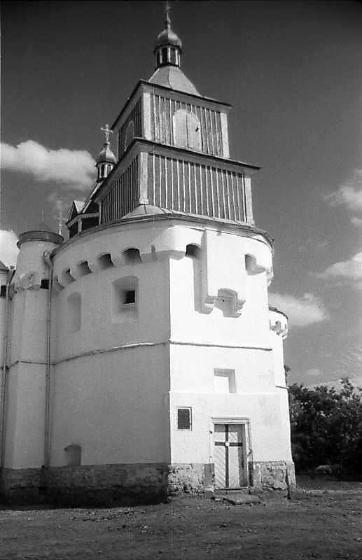 Західна конха з дзвіницею