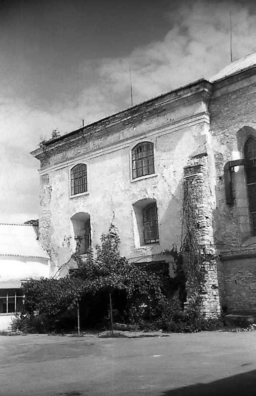 Ліва частина