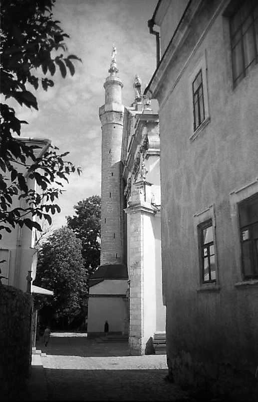 1995 р. Мінарет. Вигляд з півдня