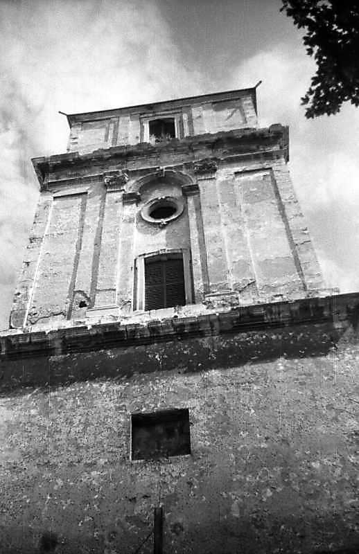 1995 р. Верхні яруси дзвіниці. Вигляд…