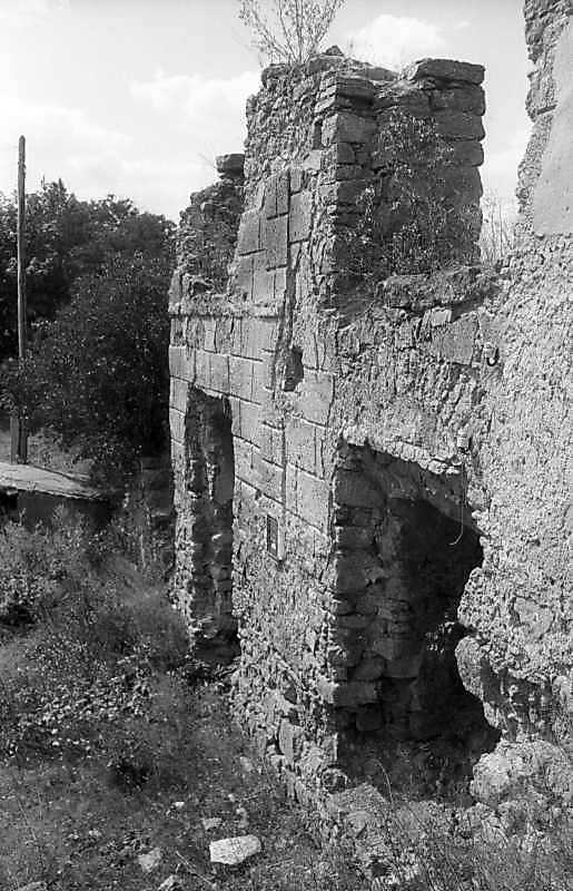 1995 р. Фрагмент південного фасаду.…