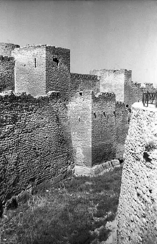 1995 р. Башти 31, 30. Вигляд з півдня,…