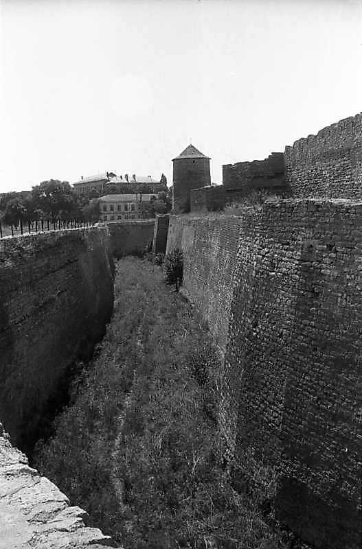 1995 р. Південна ділянка східного…