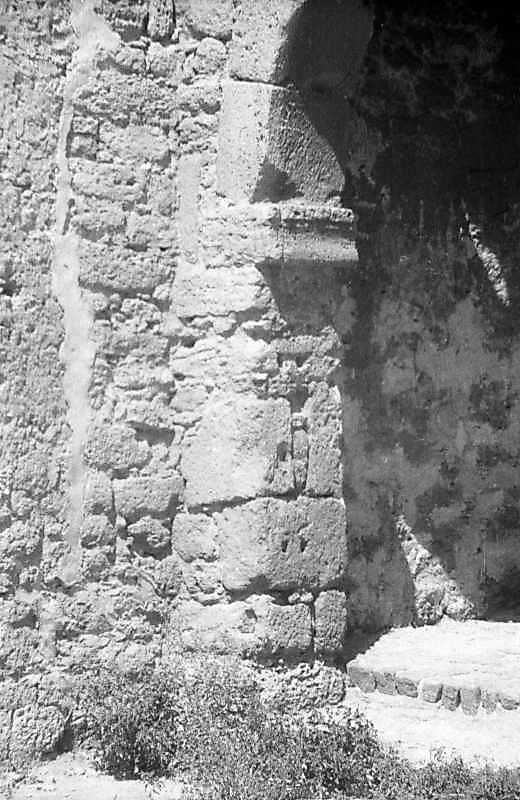 Щока арки проїзду