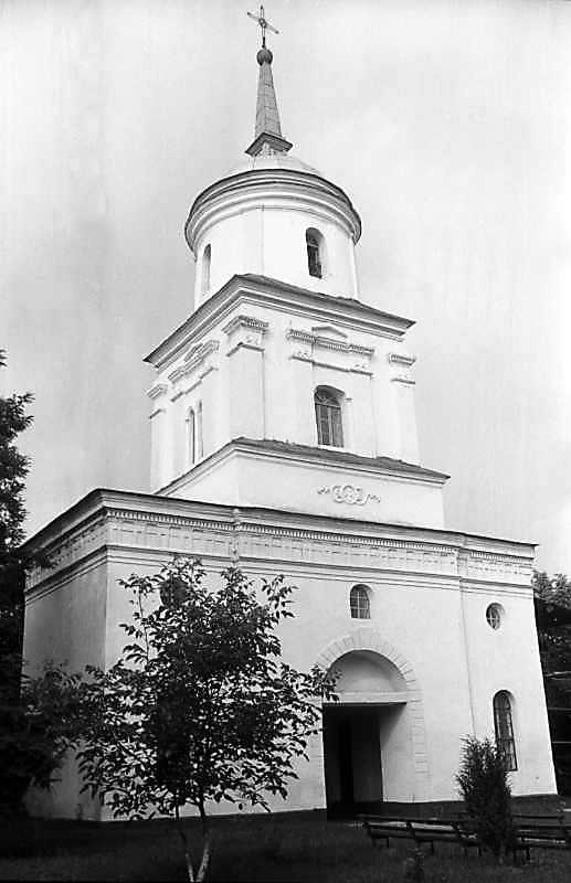 1996 р. Дзвіниця. Вигляд з позиції А2