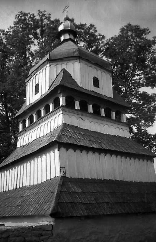 1996 р. Дзвіниця. Вигляд з позиції А1