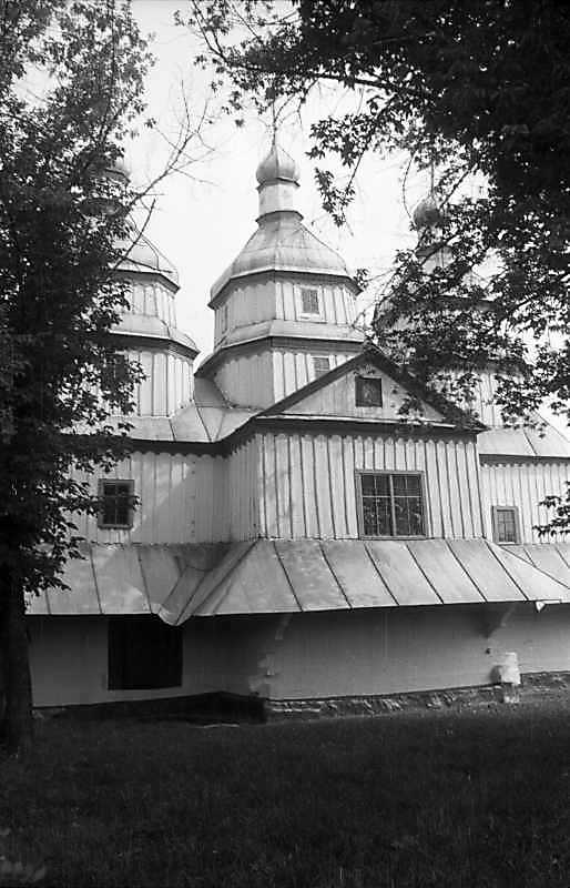 1996 р. Бабинець і нава. Вигляд з…