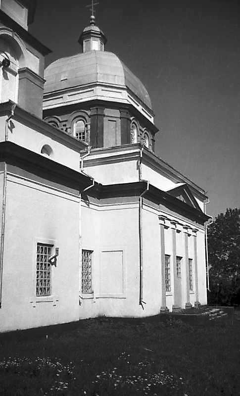 1996 р. Бічний фасад. Вигляд з позиції…