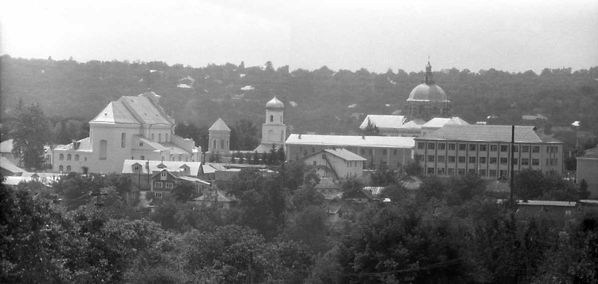 1996 р. Панорама міста зі сходу