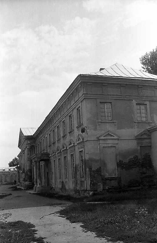 1996 р. Вигляд з південного заходу