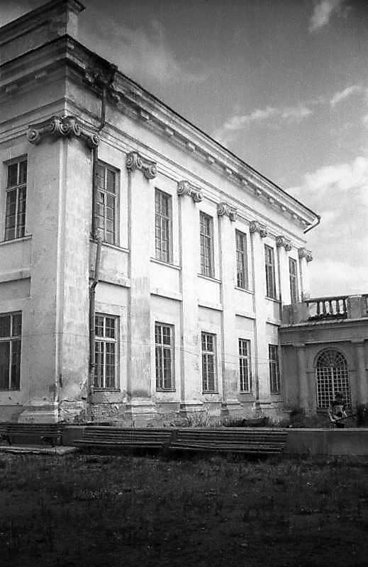 1996 р. Бічний фасад. Вигляд з півдня