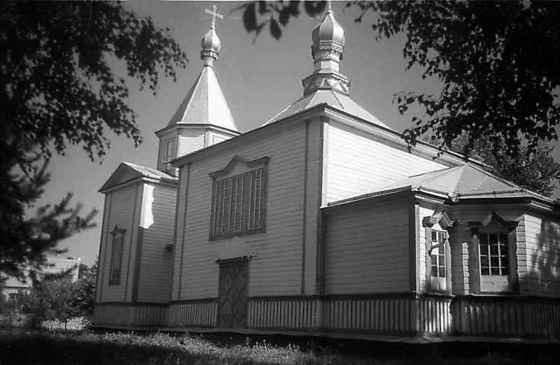 Дерев’яна церква Покрови 19 ст. [Слободян В. Каталог існуючих дерев'яних… Церква Покрови