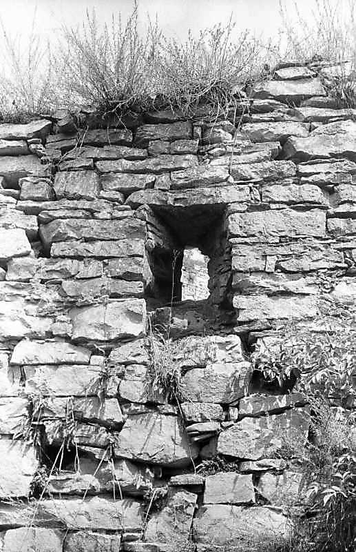 1996 р. Бійниця куртини 2а. Вигляд з…