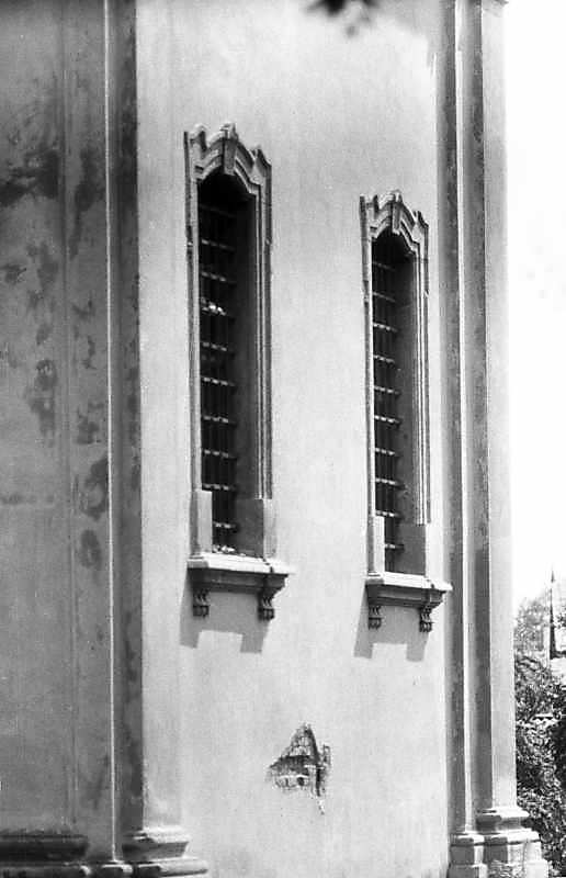 Вікна південної стіни