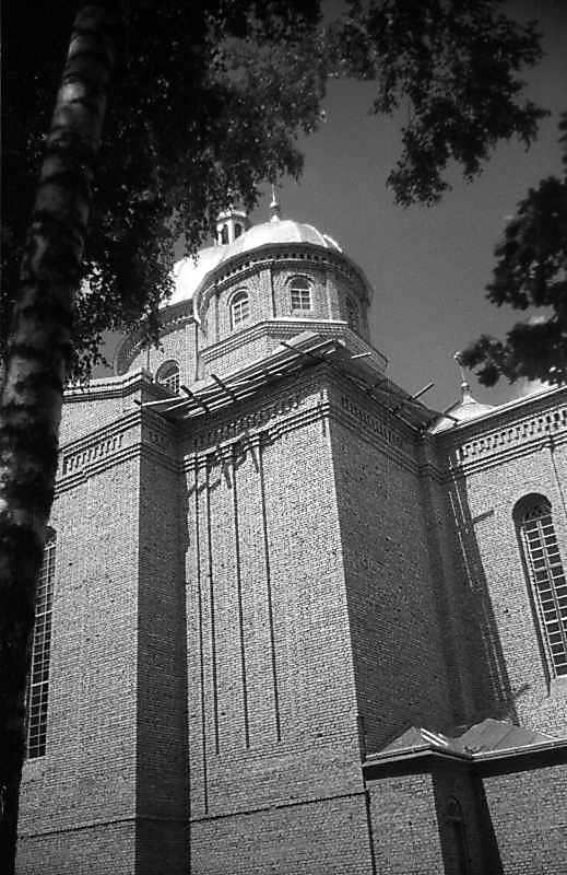 1996 р. Вигляд з південного сходу