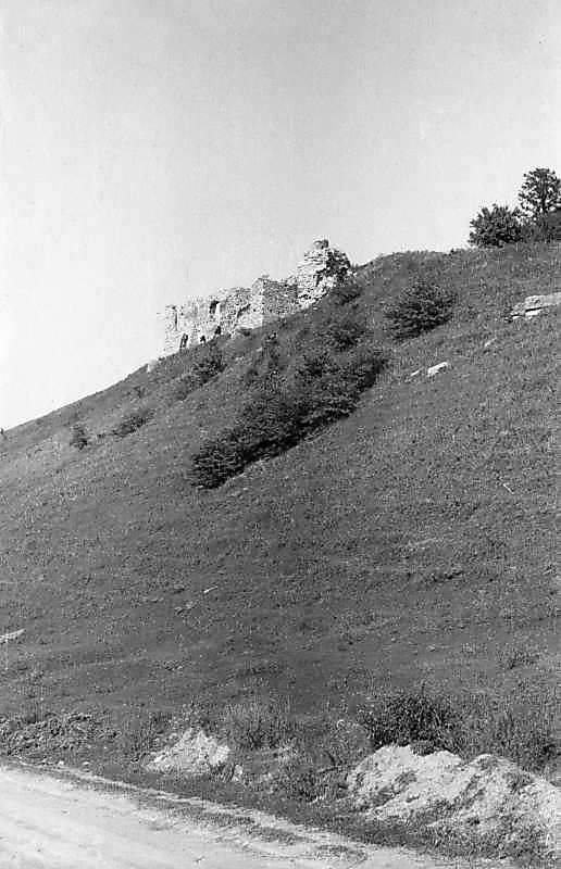 1996 р. Мур 5 і башта 1. Вигляд з…