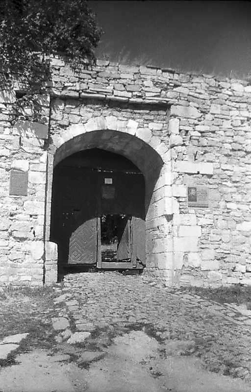 1996 р. Брама в східній стіні. Вигляд…