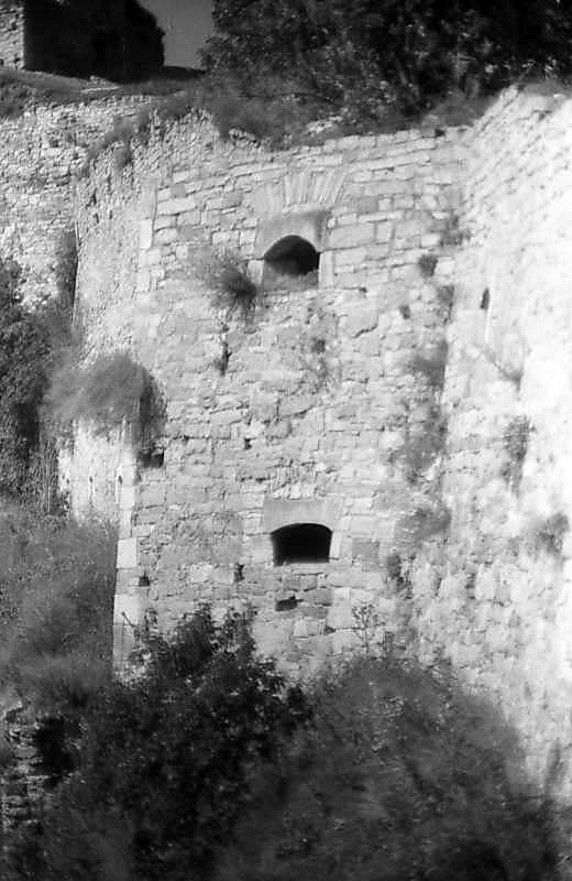 1996 р. Каземати на південному боці…