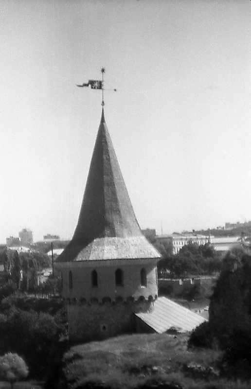 1996 р. Вигляд з південного заходу