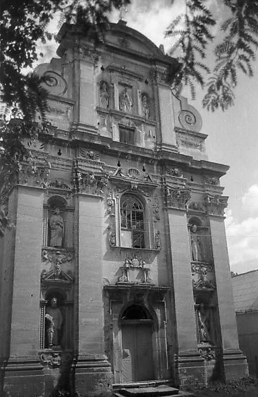 1997 р. Західний фасад. Вигляд із заходу