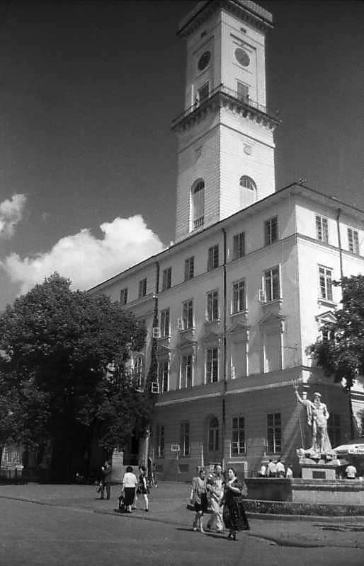 1997 р. Західний фасад. Вигляд з…