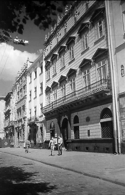 1997 р. Будинки № 2 – 6. Вигляд з…