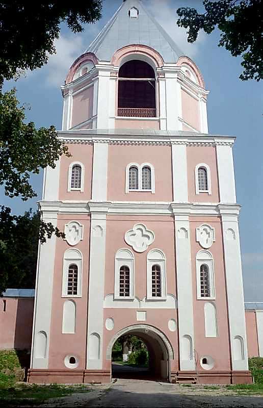 Надбрамна дзвіниця