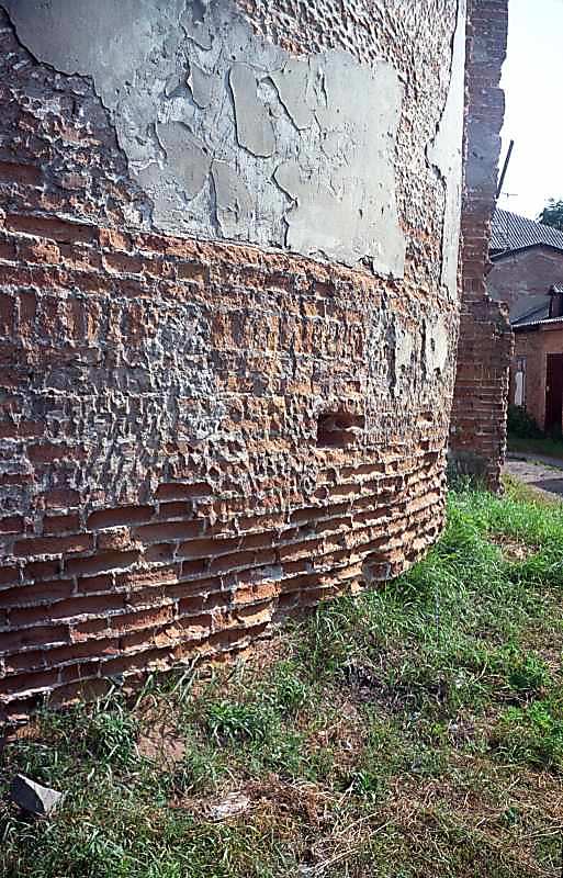 2000 р. Південноий ріг. Кладка