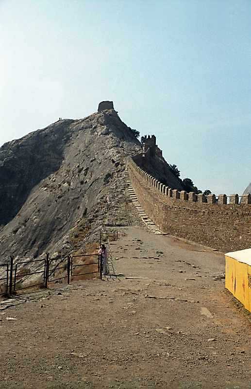 2001 р. Башти Дозорна та № 1. Вигляд з…