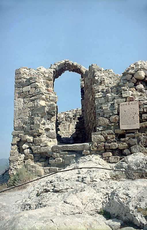 2001 р. Вхід. Вигляд із заходу