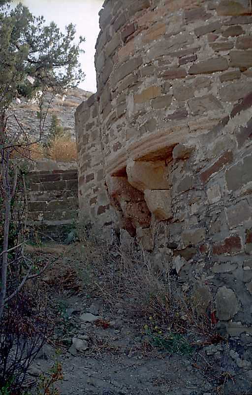 2001 р. Апсида на консолях. Вигляд з…