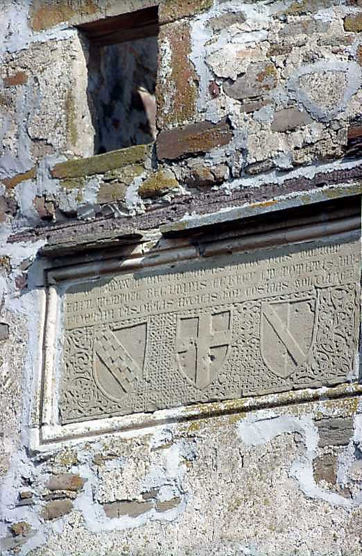 2001 р. Бійниця і плита з будівельним…