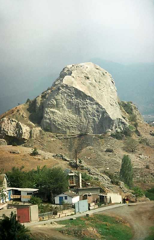 2001 р. Гора “Цукрова голова”. Вигляд…