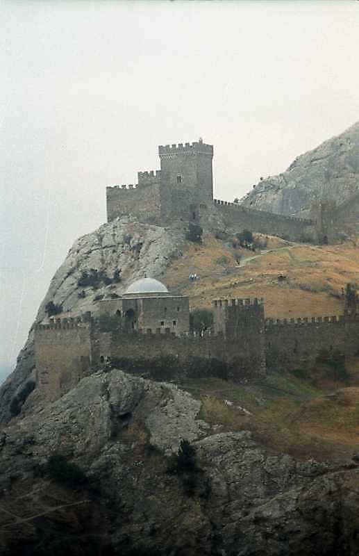 Консульський замок, мечеть, башта № 7