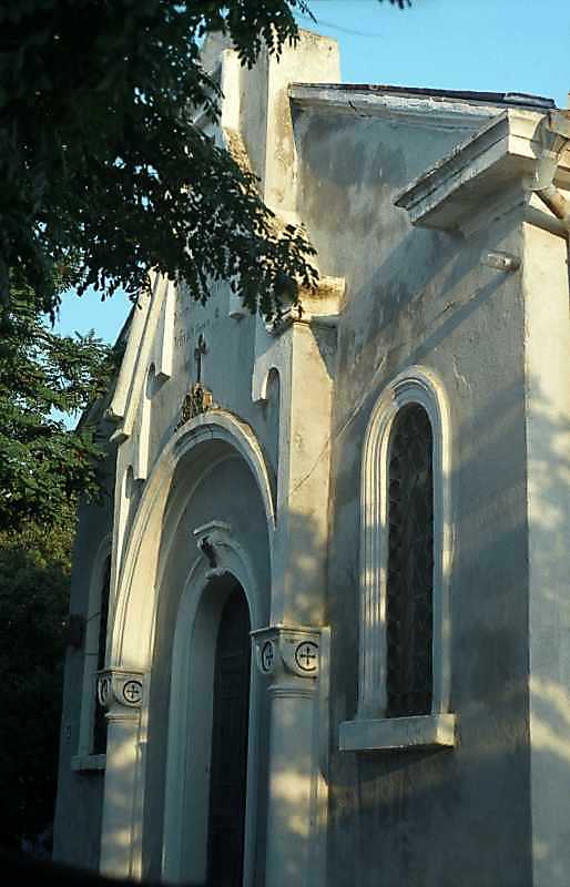 2002 р. Головний фасад. Вигляд з…