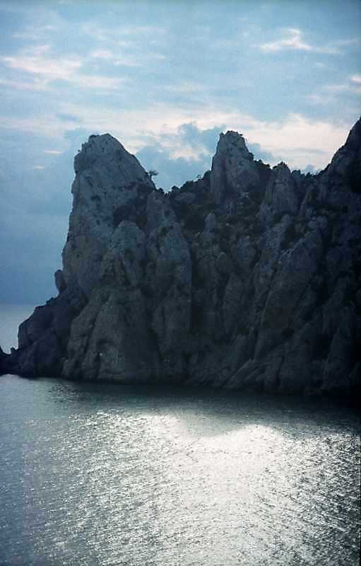 2002 р. Скеля “П’яні ченці”. Вигляд зі…