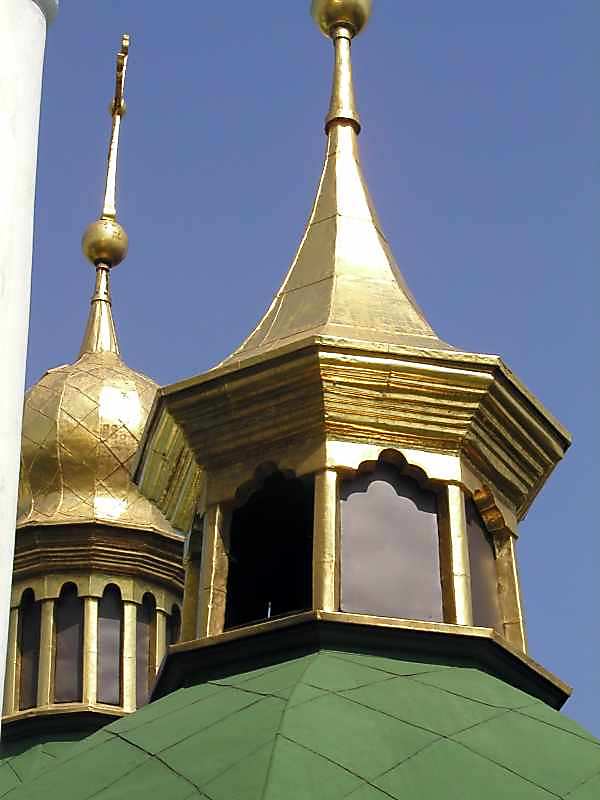 2005 р. Ліхтарик купола над північним…