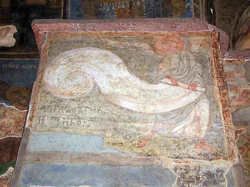 2005 р. Ангел, який звиває небо. Розпис верхнього регістру на східній пілястрі… 2005 р. Ангел, який звиває небо.…