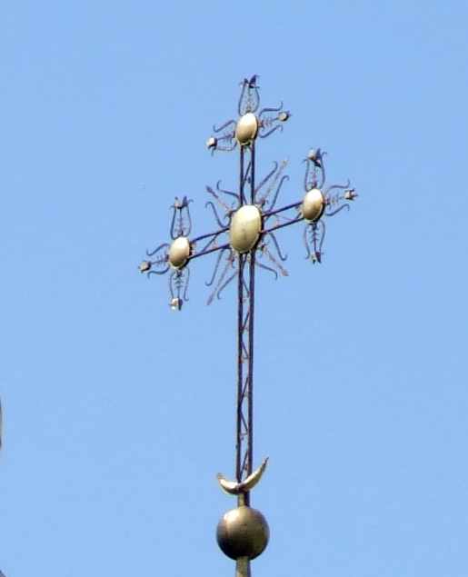 Хрест. Вигляд з північного сходу